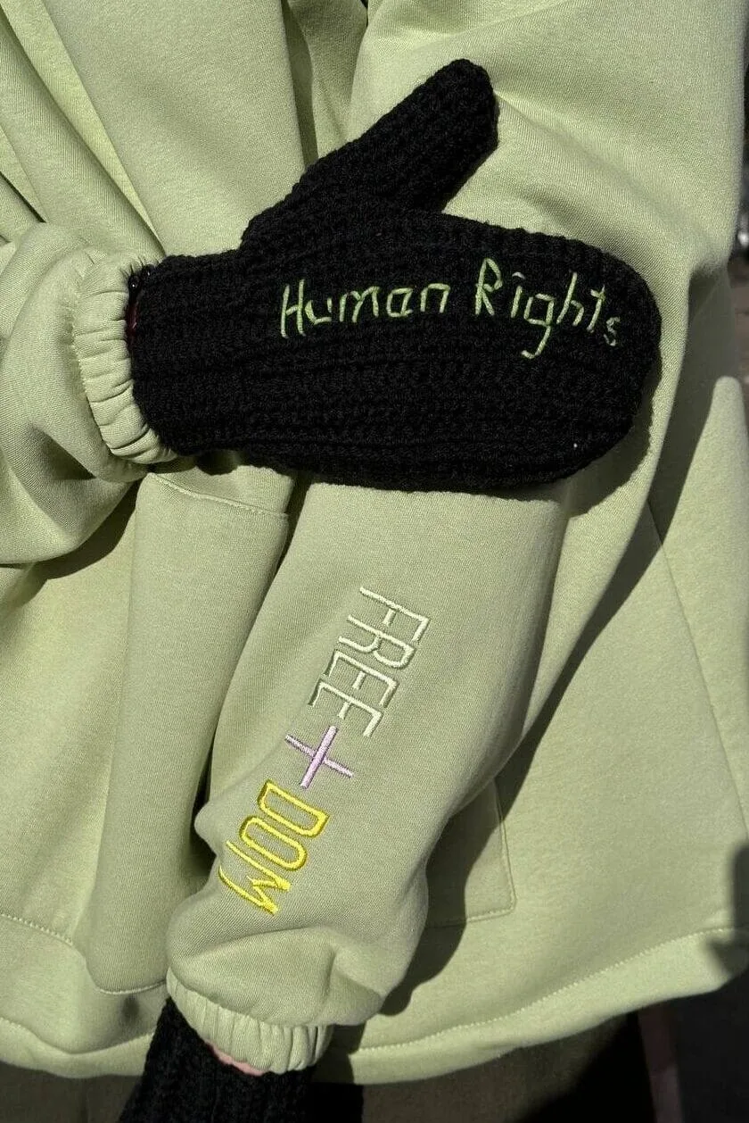 Рукавички чорні з зеленим написом  Human Rights